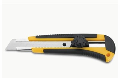 CUTTER 3 CLAVELES CON RUEDA DE BLOQUEO BIMATERIAL 18 MM.
