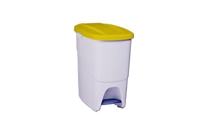 CUBO BASURA PLASTICO C/PEDAL AMARILLO 25 LTS.