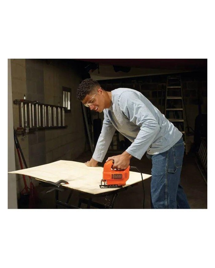 SIERRA CALAR BLACK & DECKER 400W BES602-QS