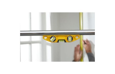 NIVEL STANLEY MAGNETICO FATMAX     23CM.