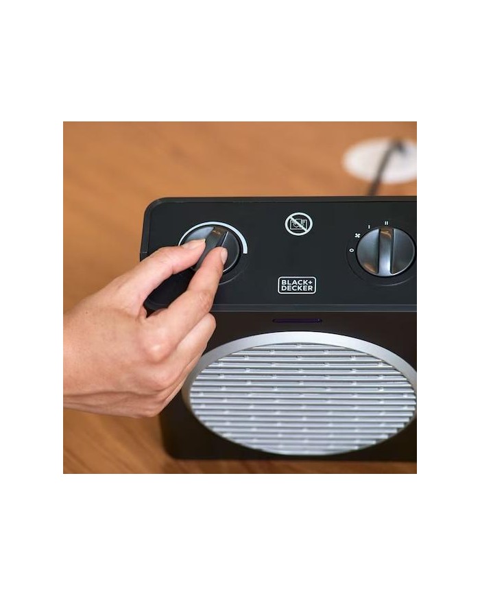 CALEFACTOR B&D VERTICAL NEGRO 2000W.