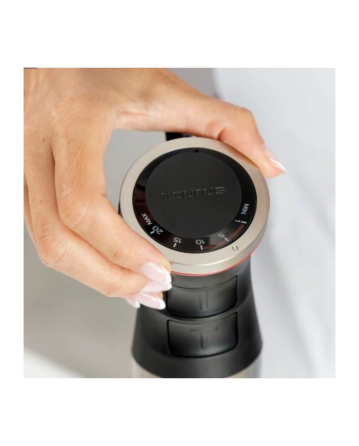 BATIDORA DE MANO TAURUS LUXE 1500W.