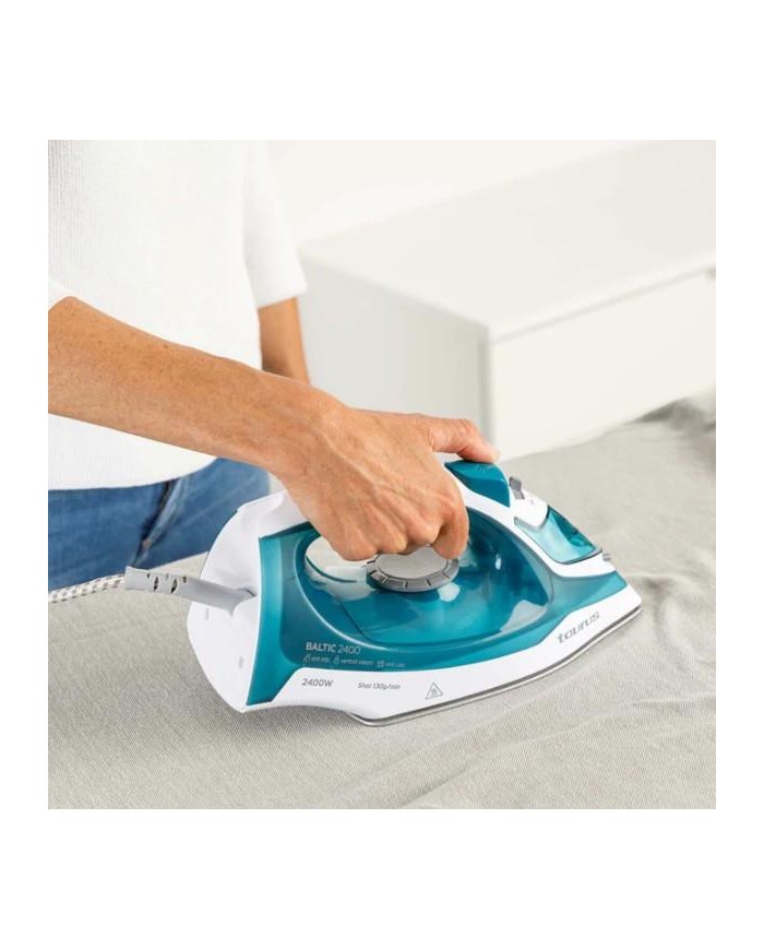 PLANCHA VAPOR TAURUS 2400W. 918156000