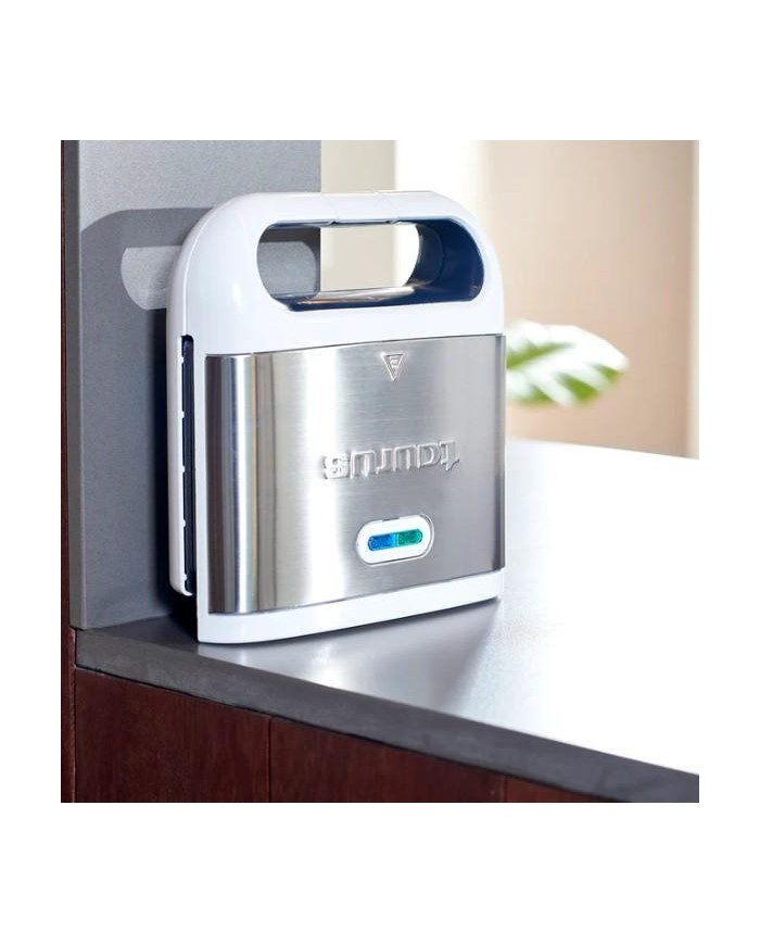 SANDWICHERA TAURUS CUADRADA LUXE 800W.