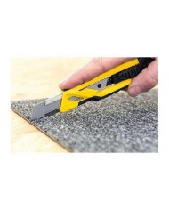 CUTTER STANLEY AUTOLOCK BIMATERIAL 18MM.