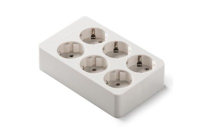 BASE MULTIPLE 6 TOMAS 16A T.T. SIN CABLE