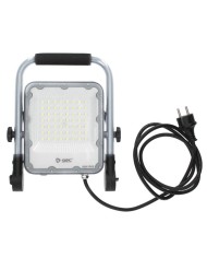 FOCO LED EXTERIOR 50W. 6500K GSC CON SOPORTE MOVIL